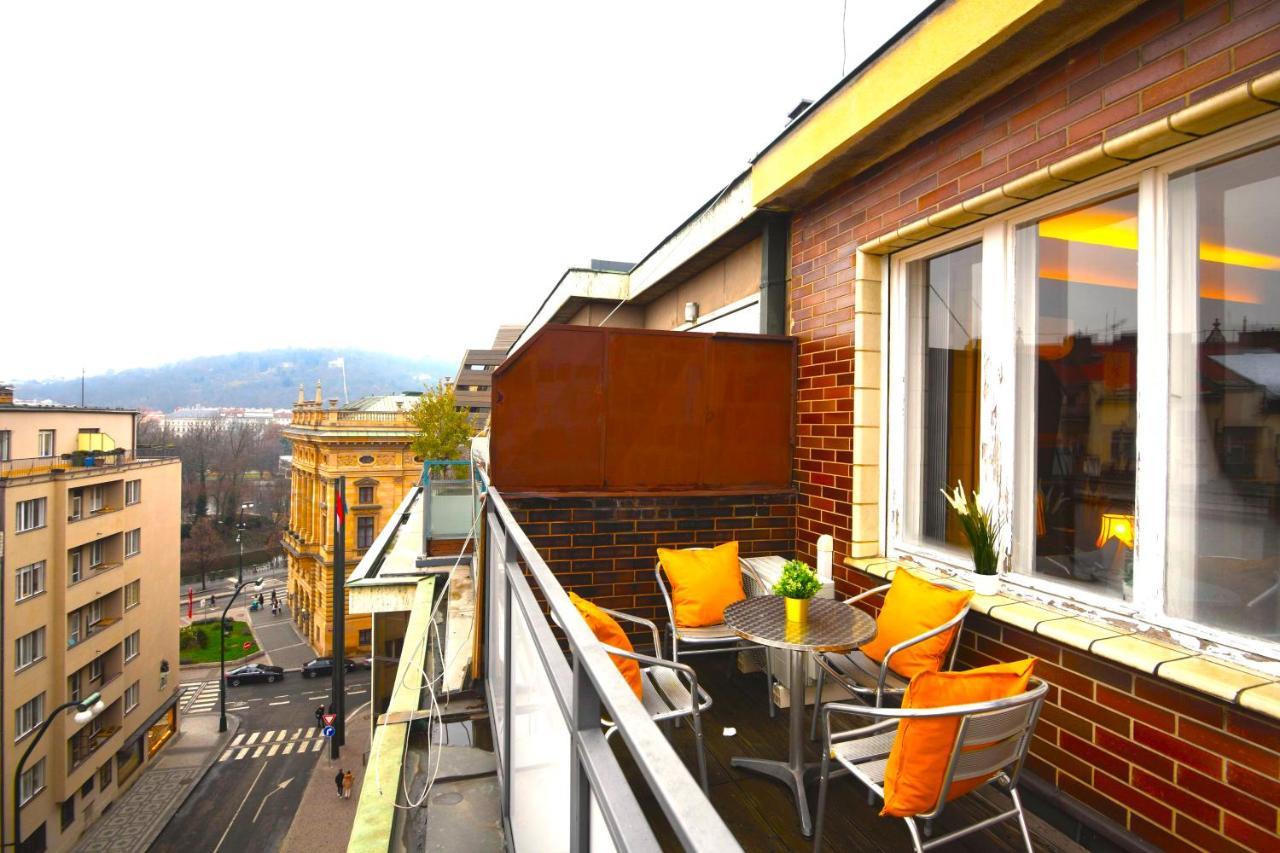 Апартаменти Waterfront River Side Roof - Terrace With View Прага