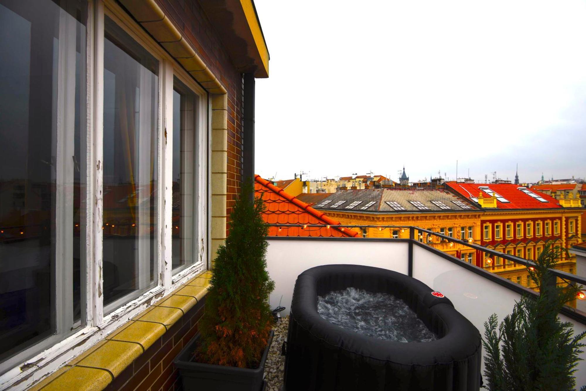 Апартаменти Waterfront River Side Roof - Terrace With View *